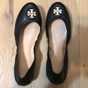 Classic Black Tori Burch Flats